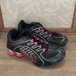Women’s Nike Shox